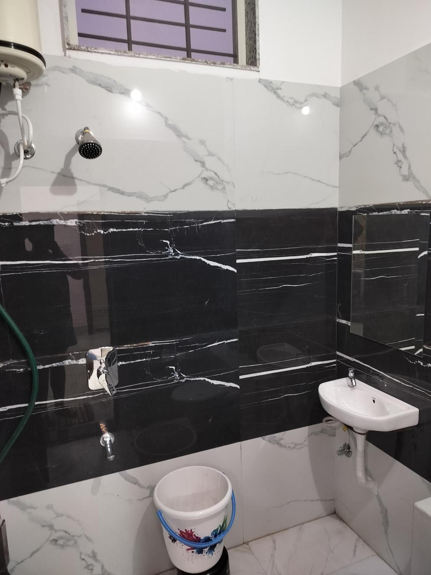 Shiv Shakti Homestay اوجاين المظهر الخارجي الصورة